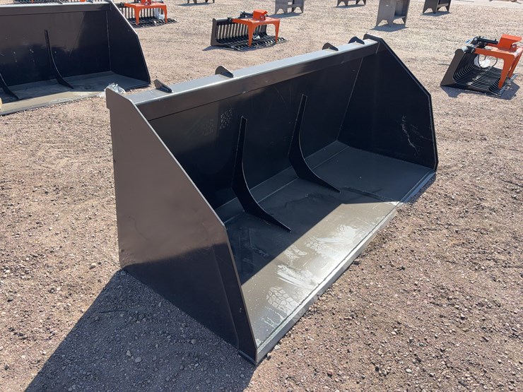 oversized-qt-light-material-bucket-image-3
