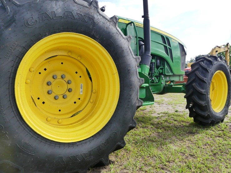 2023-john-deere-5105m-image-6