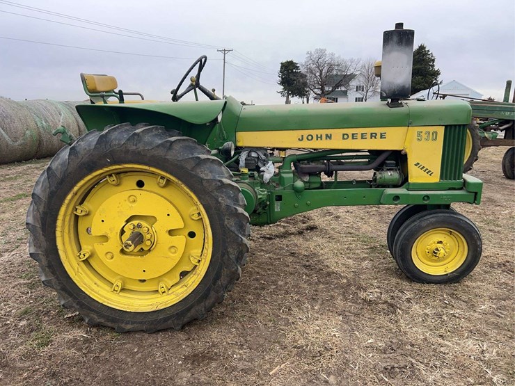john-deere-530-image-6