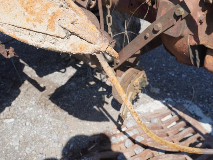 #2408-•-farmall-cub-a-tractor-with-sickle-bar-mower-image-18
