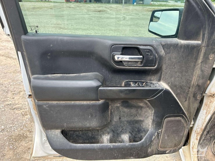 2019-gmc-sierra-1500-image-11