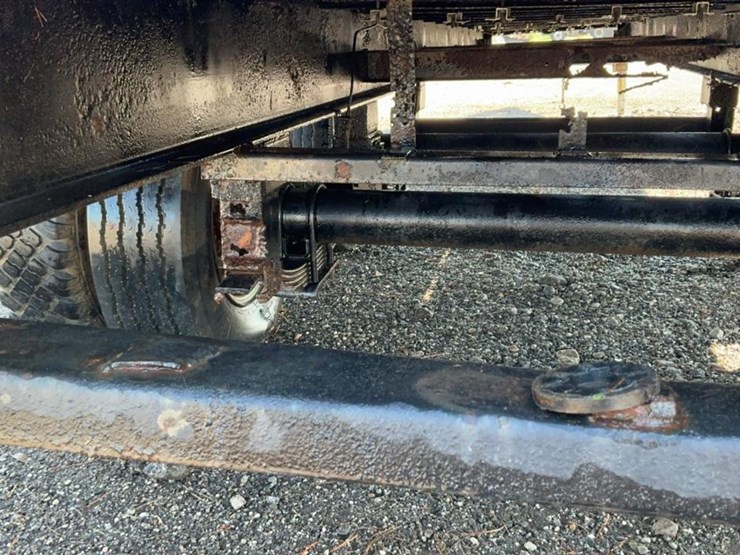 #2207-•-flatbed-equipment-trailer-image-25