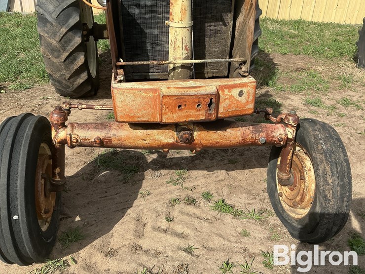 cockshutt-2wd-tractor-image-11