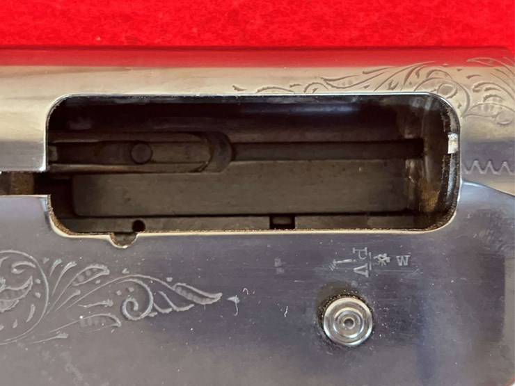 browning-arms-company-twenty-gauge-semi-automatic-shotgun-image-13