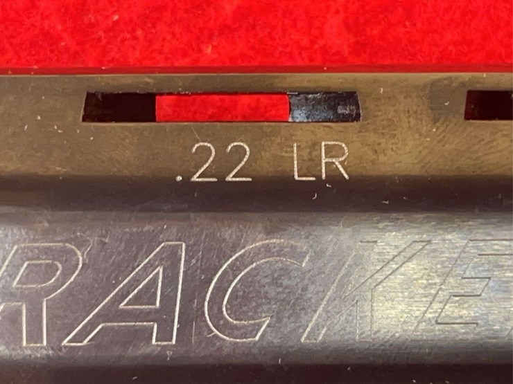 taurus-tracker-revolver-.22-lr-image-22