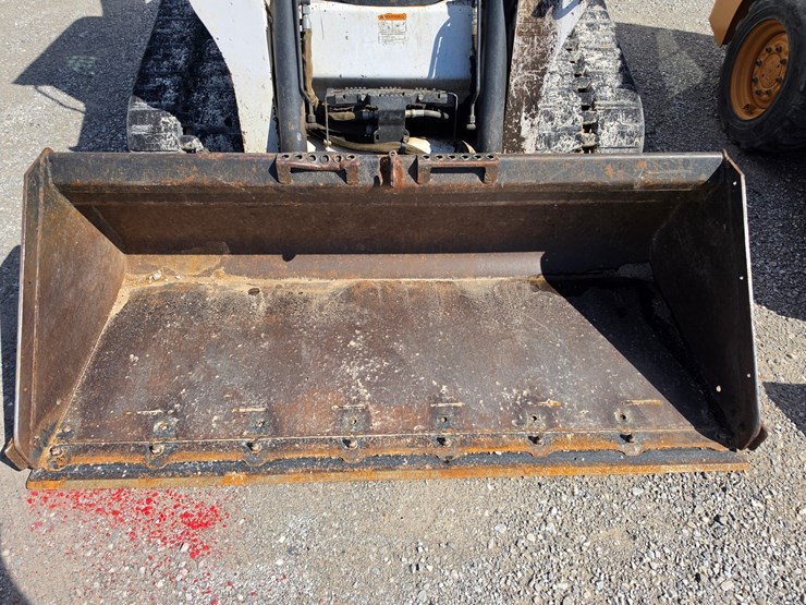 2013-bobcat-t650-image-3