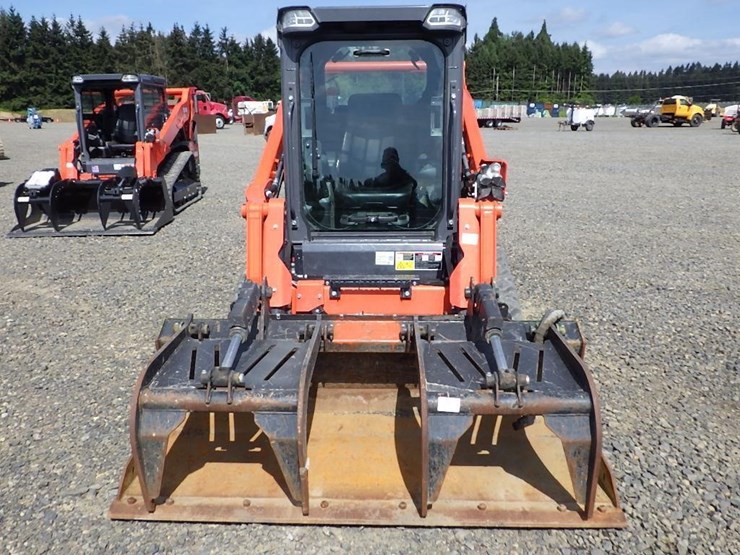 kubota-svl75-3-image-2