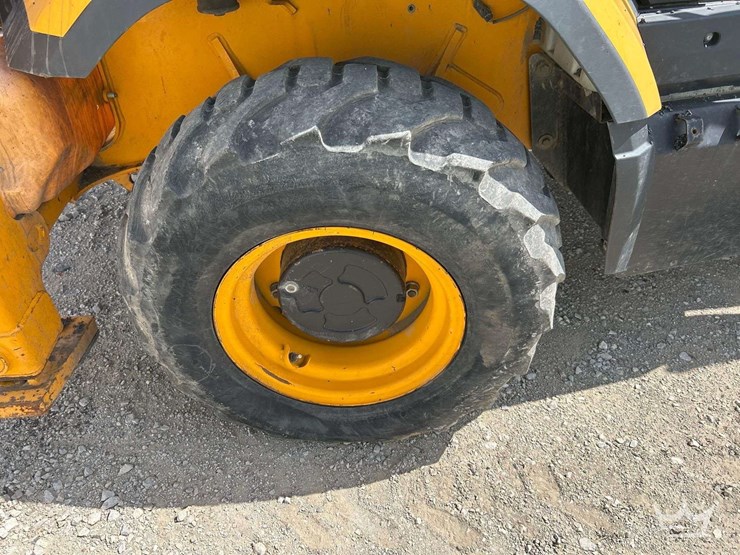 2016-jcb-3cx-image-36