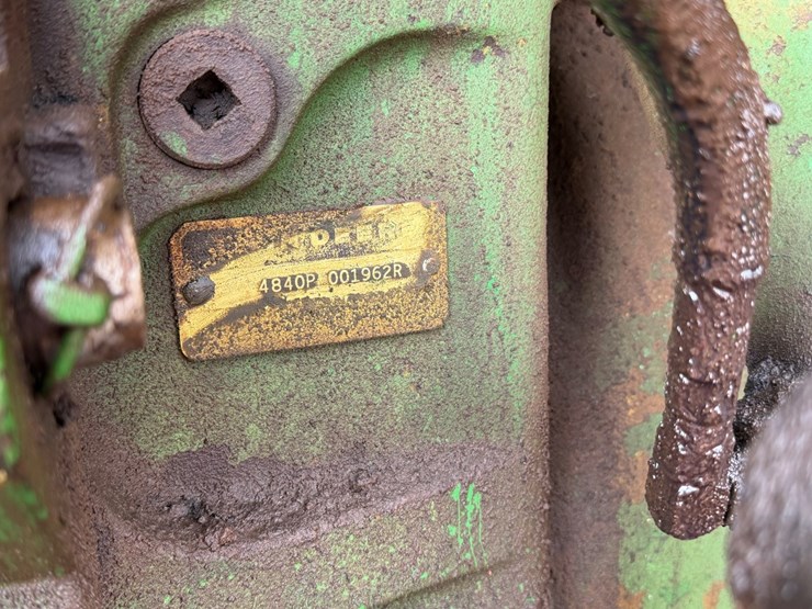 john-deere-4840-image-22