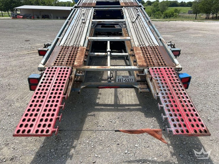 2001-freightliner-fl112-image-28