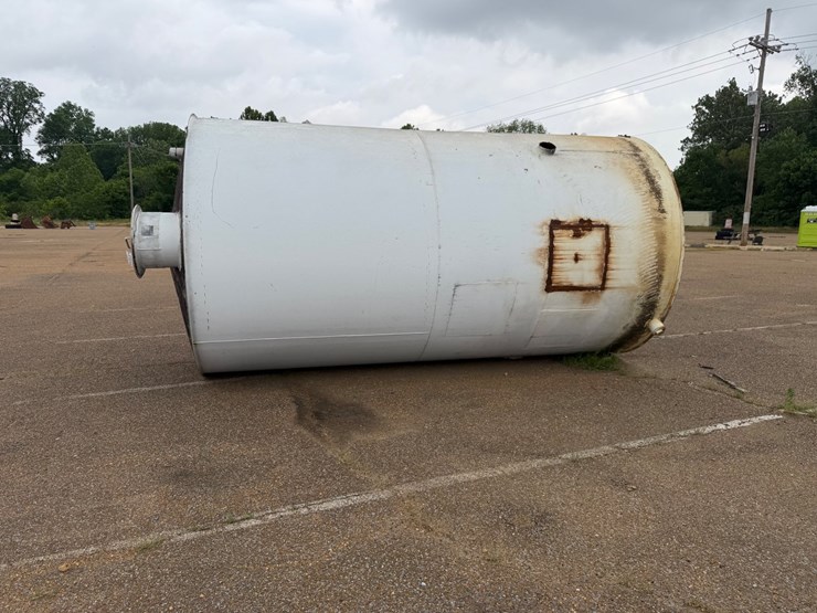 #9098-•-storage-tank-(liquid)-image-3