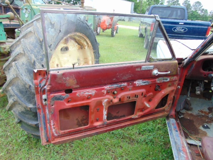 (inop)-(t)-1964-ford-falcon-"futura"-image-11