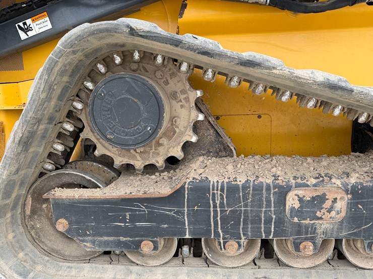 deere-333e-image-14