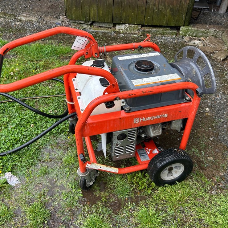 #102 • HUSQVARNA PRESSURE WASHER