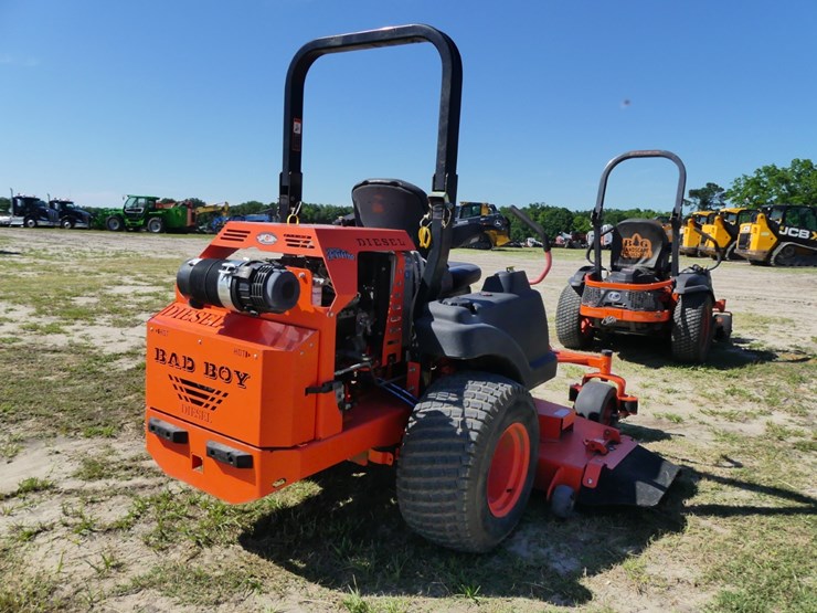 bad-boy-zero-turn-mower-image-3