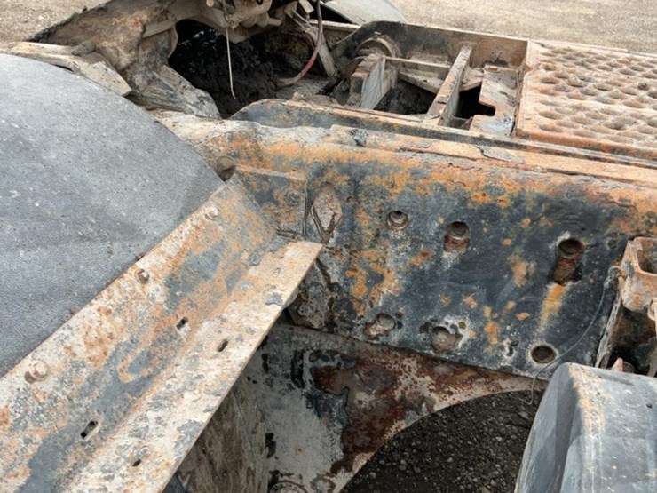 #1950-•-2005-klamar-30-yard-truck-image-29