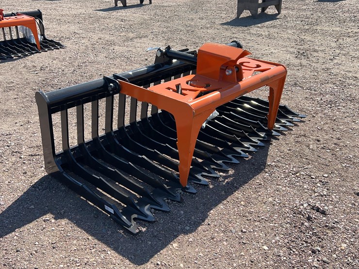 skeleton-grapple-bucket-image-2