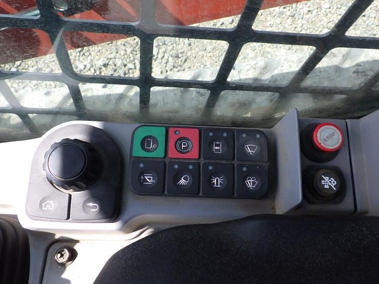 kubota-svl75-3-image-28