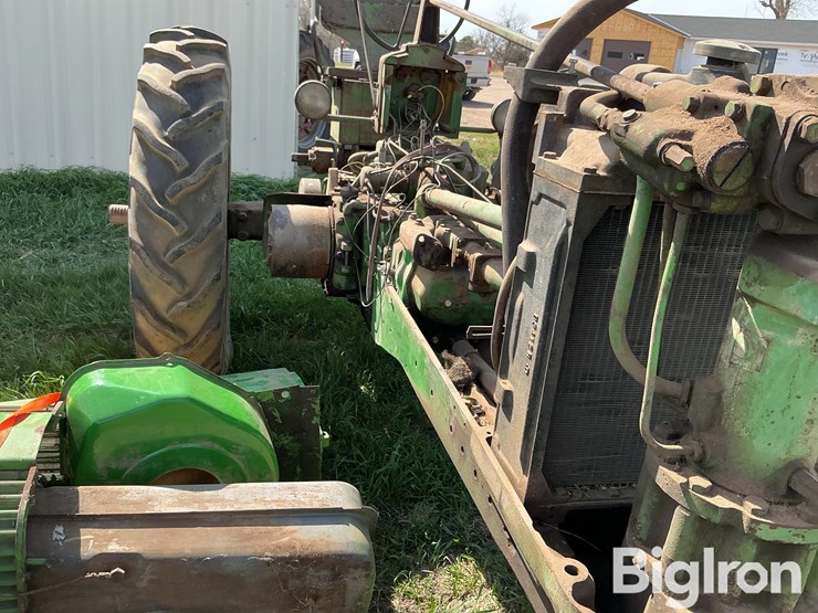 1956-john-deere-50-image-10