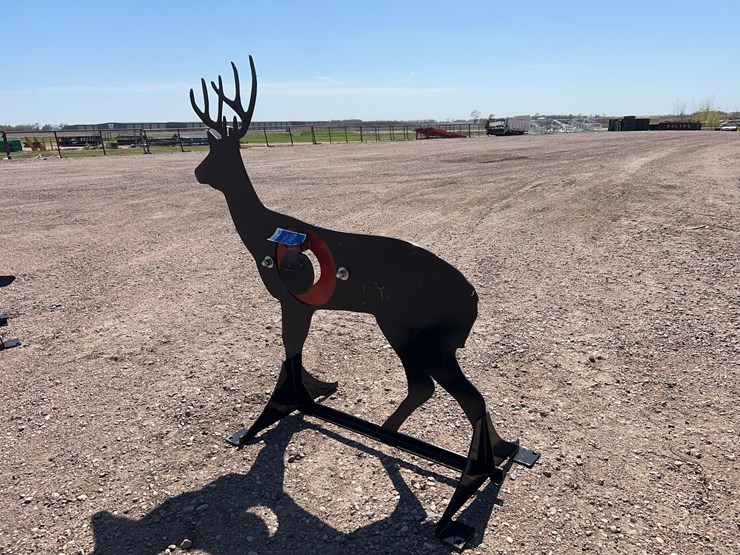 ar500-steel-deer-shooting-target-with-heart-flapper-image-4