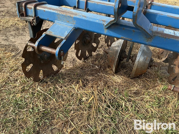 blu-jet-track-closer-image-12
