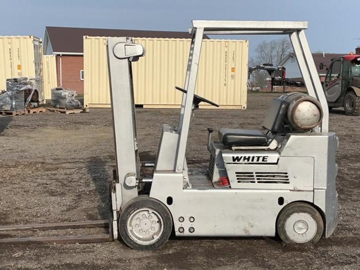 #1350-•-white-ma-50-lpg-forklift-image-2