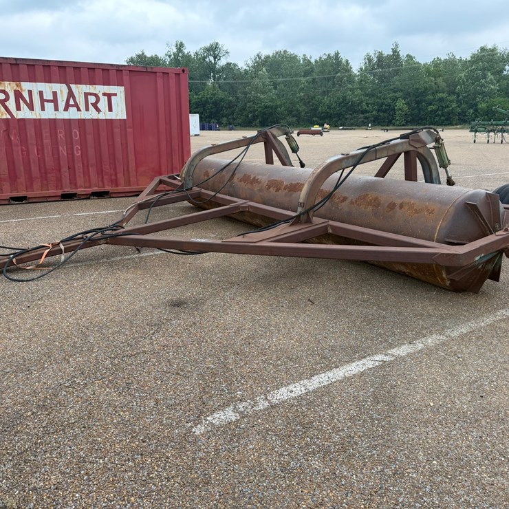 #9108 • 20' Pull Type Roller