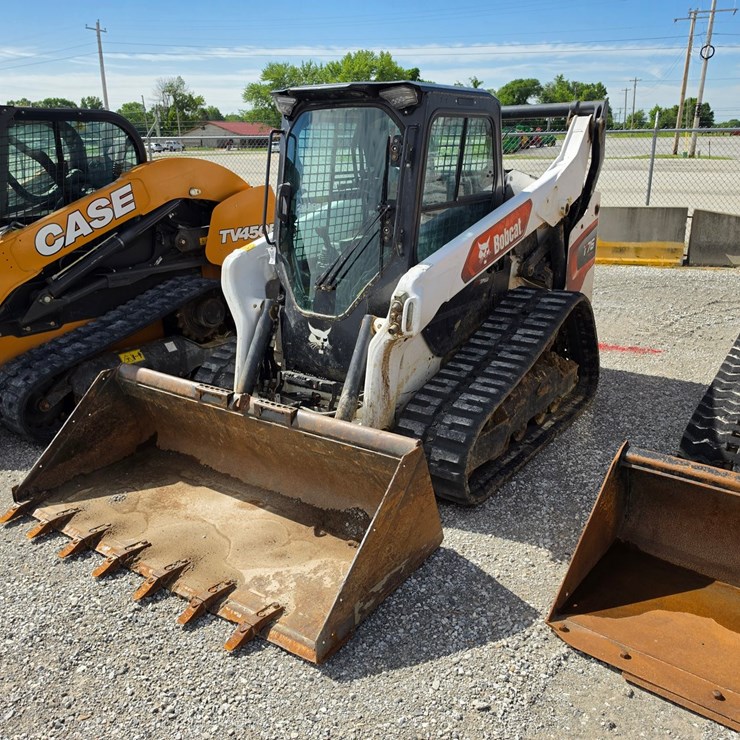 2021 BOBCAT T76
