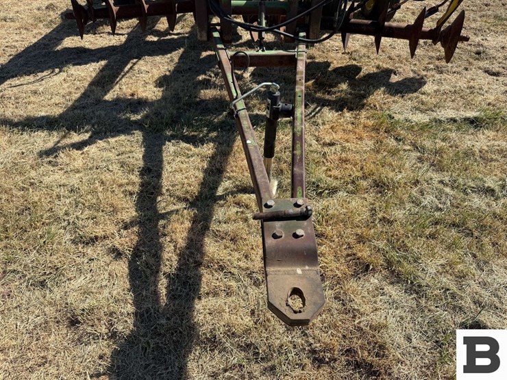 john-deere-310-image-6