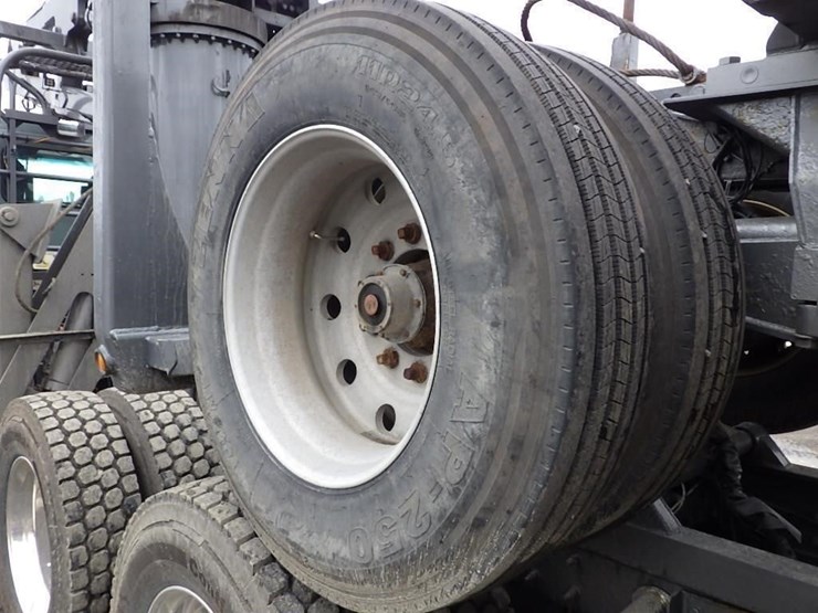 2019-kenworth-t880-image-27