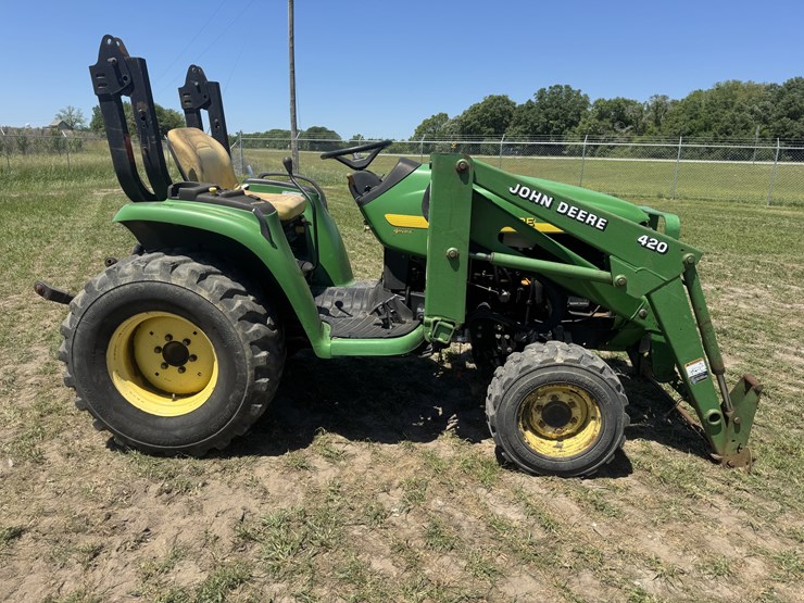 john-deere-4210-image-5