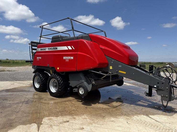2021-massey-ferguson-2270-image-4