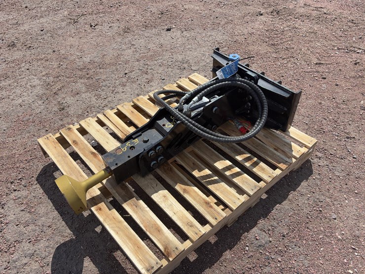 custom-skid-steer-post-pounder-image-1