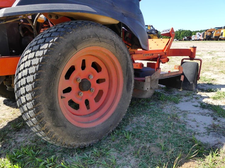 2023-kubota-z412kw-image-6