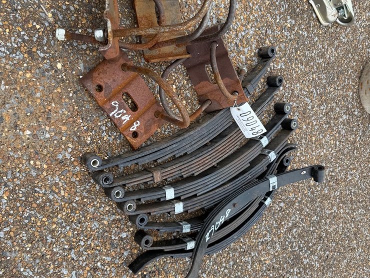 #9048-•-trailer-leaf-springs-&-hangers-image-2