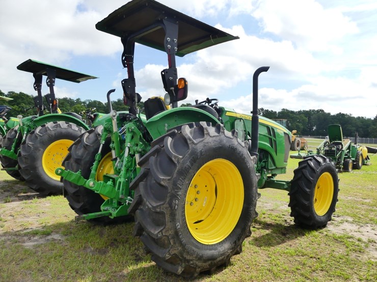 2024-john-deere-5120m-image-3