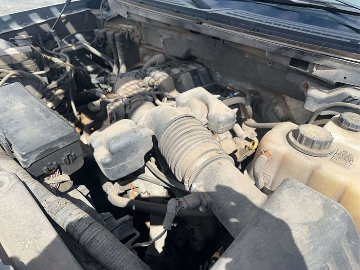 2011-ford-f150-xl-image-22