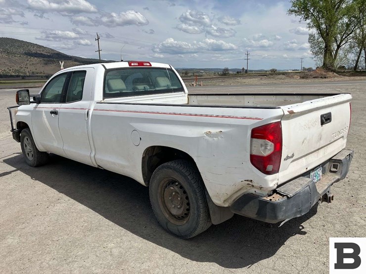 2017-toyota-tundra-image-6