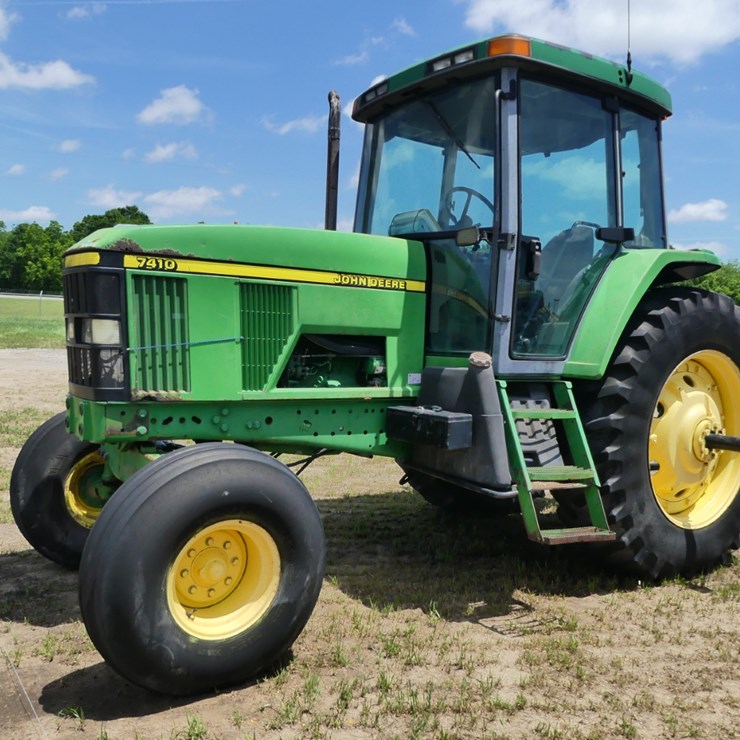1998 JOHN DEERE 7410