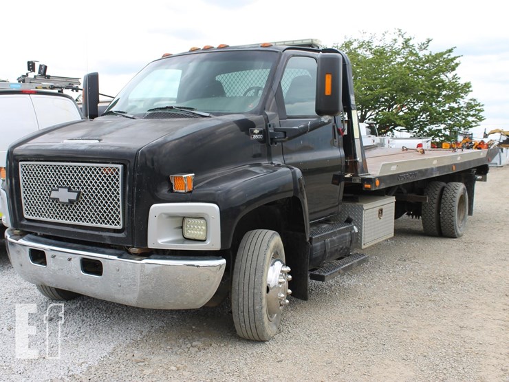 2003-chevrolet-6500-image-1