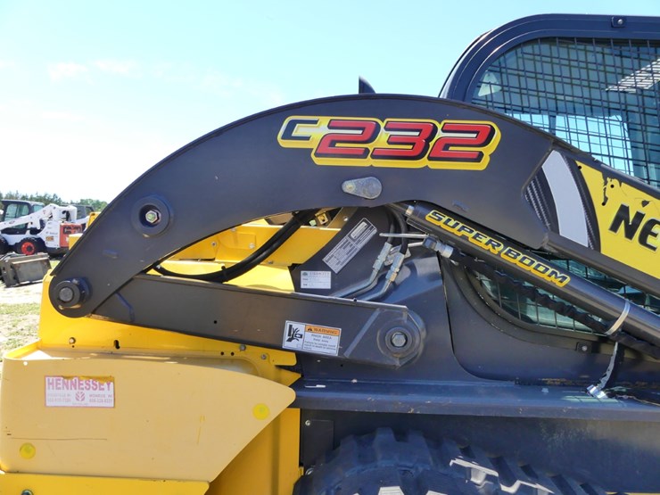 new-holland-c232-image-7