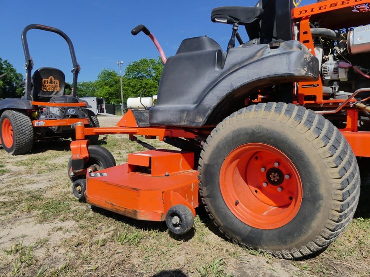 bad-boy-zero-turn-mower-image-8