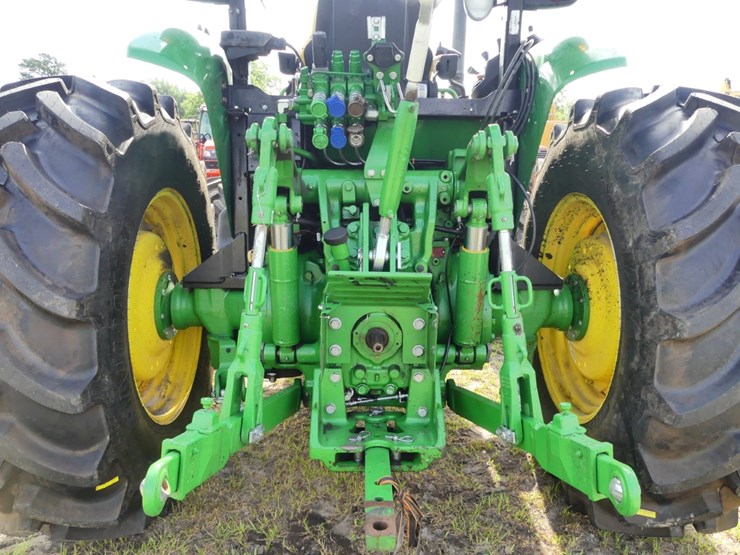 2024-john-deere-5120m-image-5