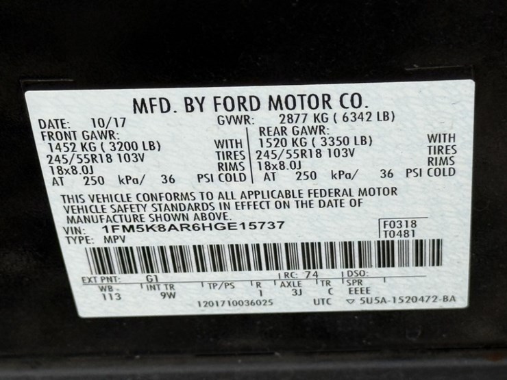 2017-ford-explorer-image-10
