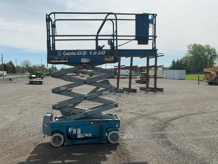 1999-genie-gs1930-image-6