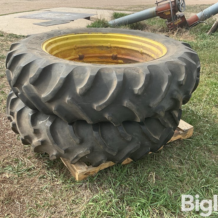 DEERE Tires