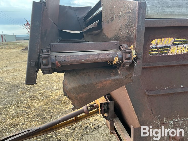 kelly-ryan-feed-wagon-image-14