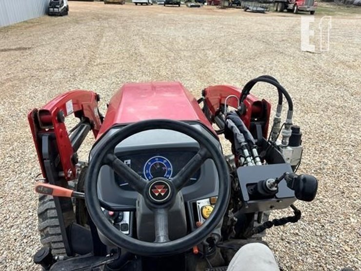 2021-massey-ferguson-2860e-image-12