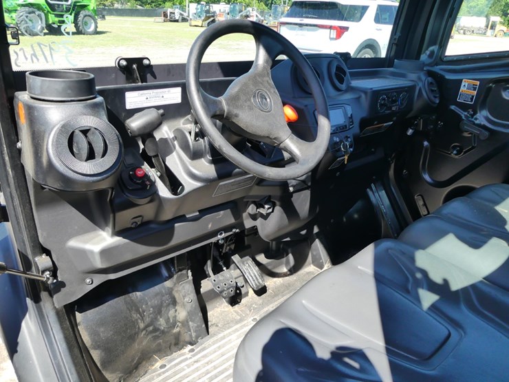 2022-kubota-rtv-x1100c-image-11