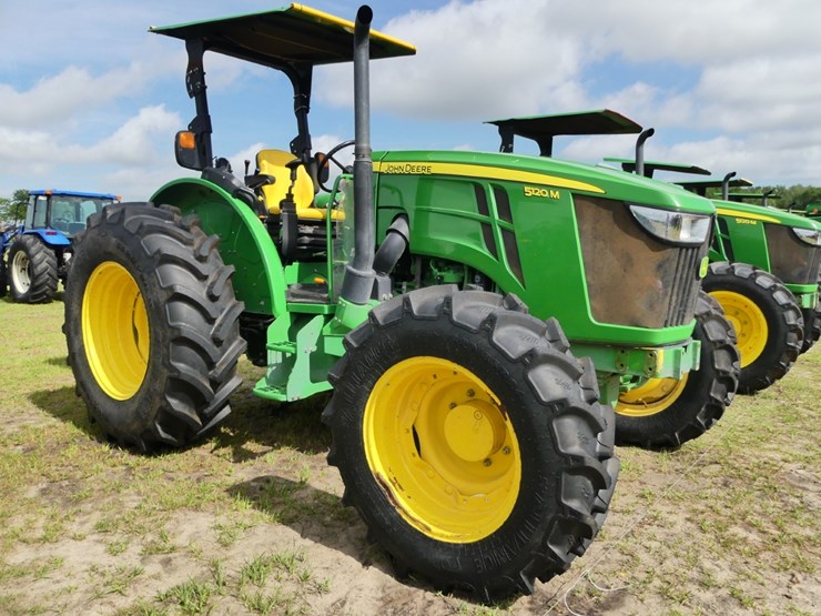 2024-john-deere-5120m-image-1
